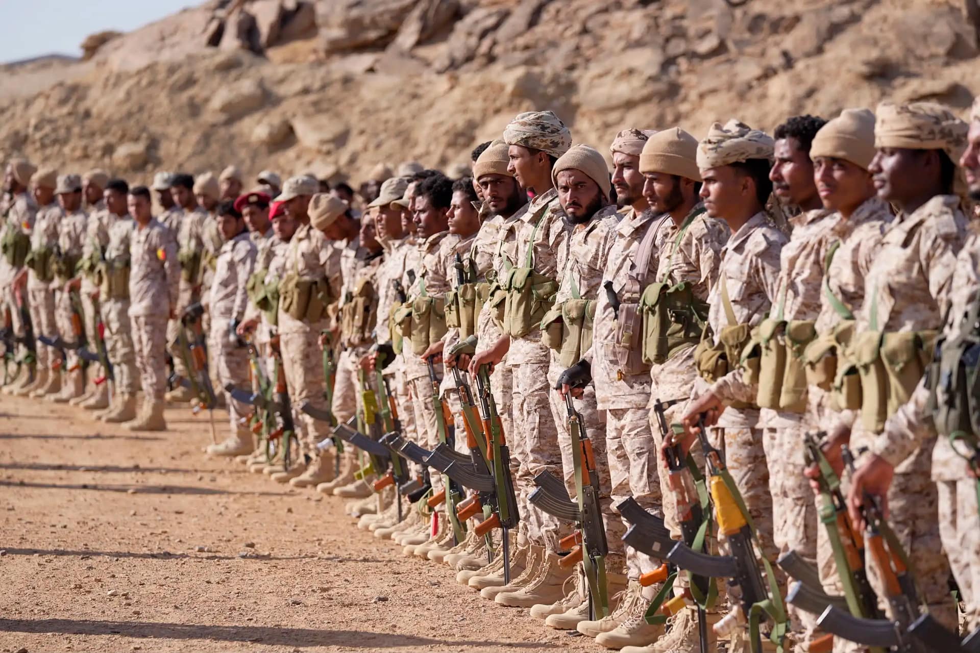 الفرقة الثانية 15 الفرقة الثانية درع الوطن (19)